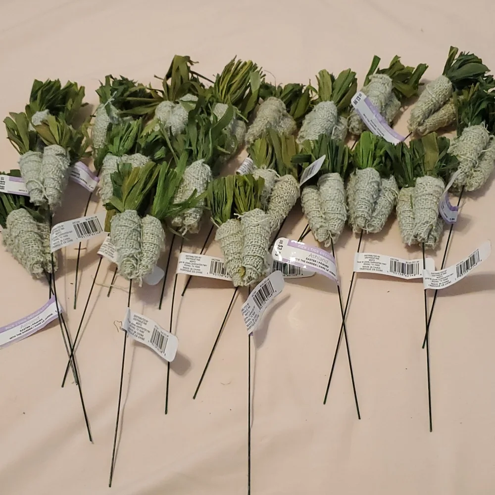 19 Mint Green Carrot Picks